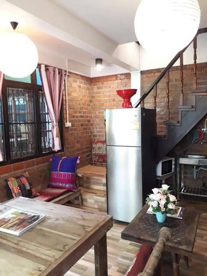 Baan Chiang Mai Hostel Zewnętrze zdjęcie