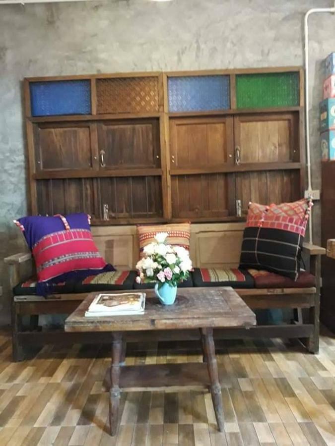 Baan Chiang Mai Hostel Zewnętrze zdjęcie